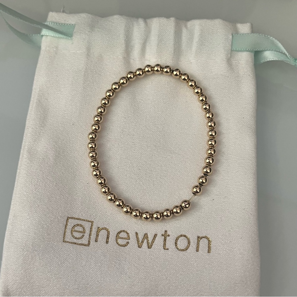 Stretched enewton Bracelet